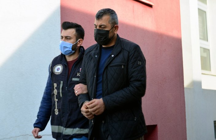 Adana’da müşterilerin imzalarını taklit edip, vurgun yaptı