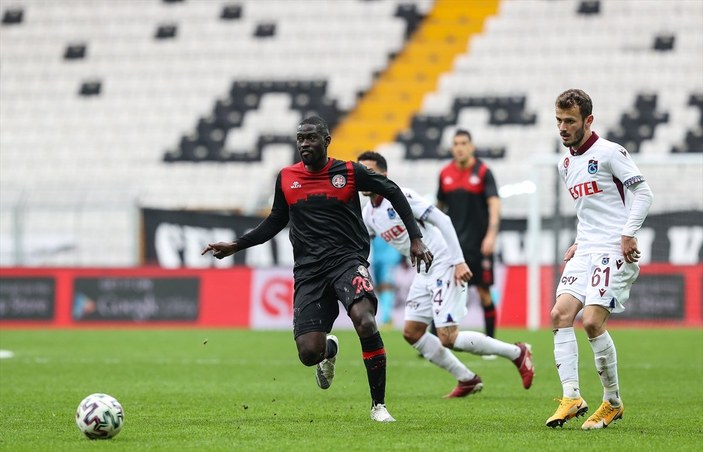 Trabzonspor, Karagümrük deplasmanından 3 puanla döndü