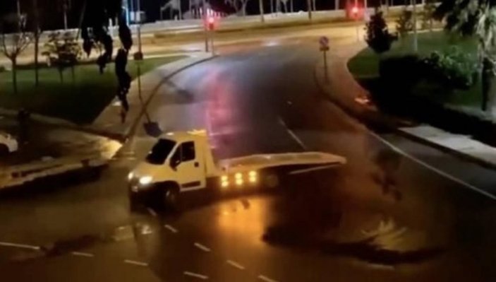 İzmir'de çekiciyle 'drift' yapan sürücüye ceza