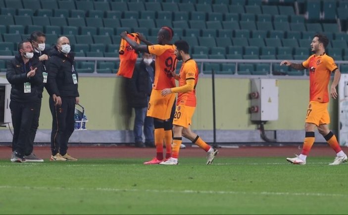 Diagne: Ben hala Galatasaray'ın oyuncusuyum