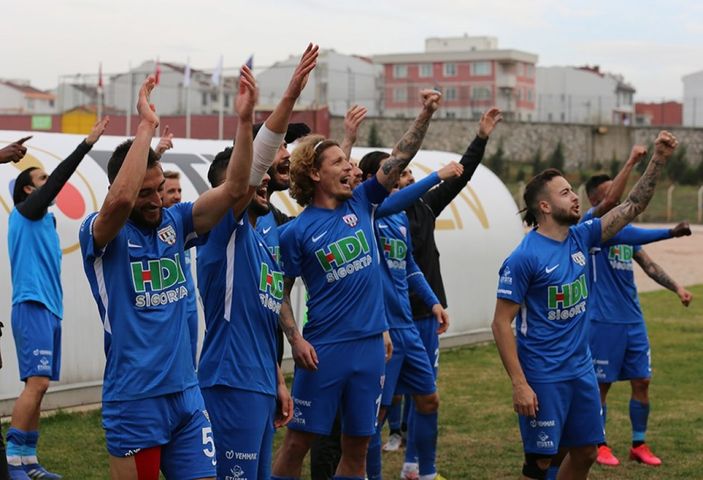 Bandırmaspor'dan abartılı sevinen personele prim cezası