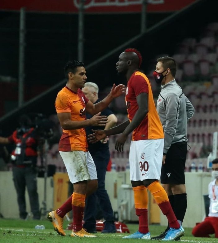Galatasaray'da Bafetimbi Gomis pişmanlığı