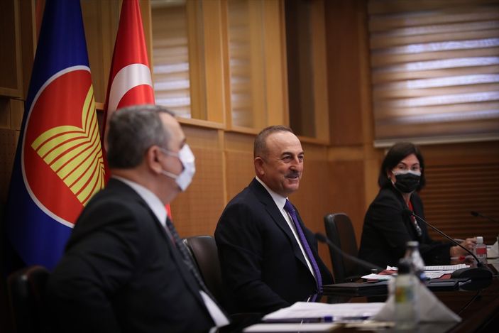 Mevlüt Çavuşoğlu, ASEAN toplantısında konuştu