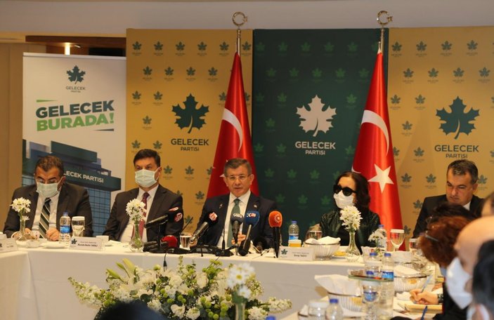 Ahmet Davutoğlu: Türkiye sınır ötesindeki Kürtlerin hamisi olmalı