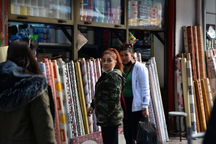 Adana'da maske cezası yiyen kadın: Çekmeyin, kocam beni boşar