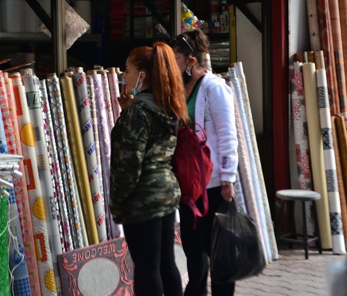 Adana'da maske cezası yiyen kadın: Çekmeyin, kocam beni boşar