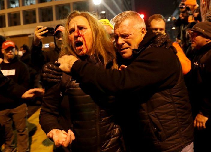 ABD'de polis ile Trump destekçileri arasında arbede