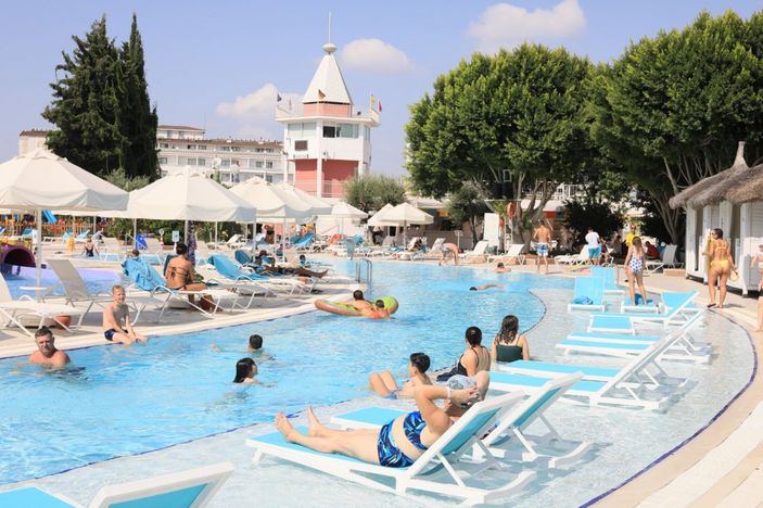 d Turizmcilerin 2021'de umudu aşı: Dirilişimize ışık tutacak