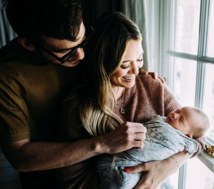 Hilary Duff: Çok fazla test yaptırdığım için gözüm enfeksiyon kaptı