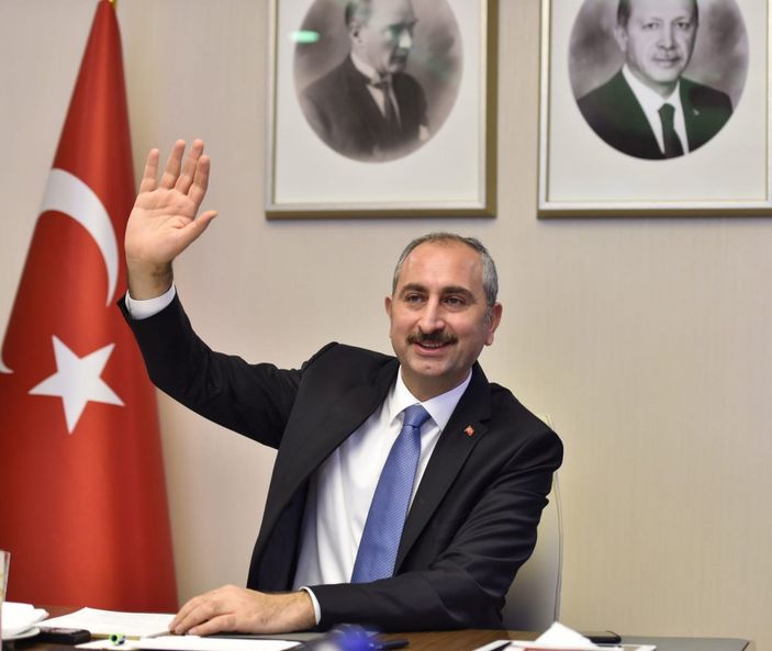 Bakan Gül, Adliye personelleri ile bir araya geldi