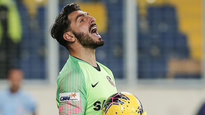 Günay Güvenç'in sözleşmesi uzatılıyor