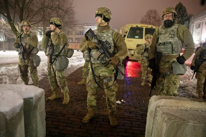 ABD Savunma Bakan Vekili: Washington'da Ulusal Muhafızların tamamı aktif