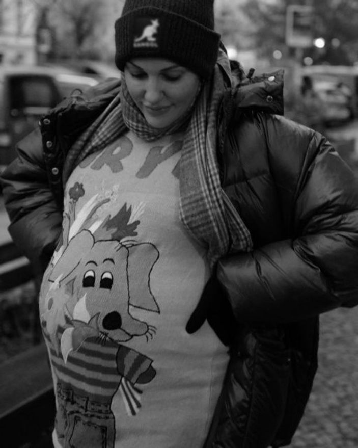 Meryem Uzerli, doğum yaptı