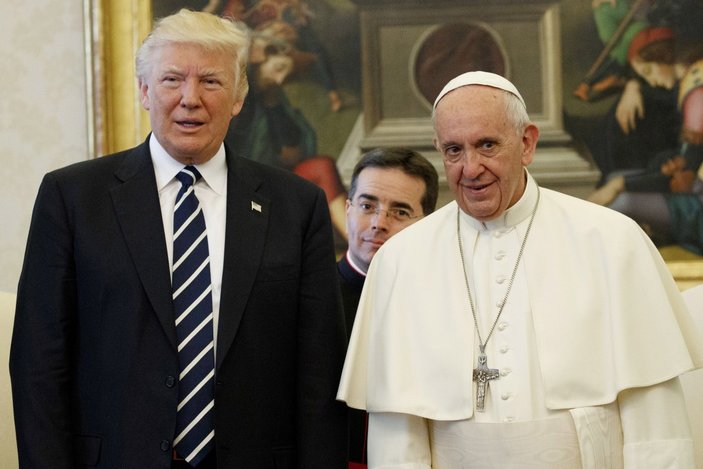 Papa, ABD'deki olaylarla ilgili konuştu