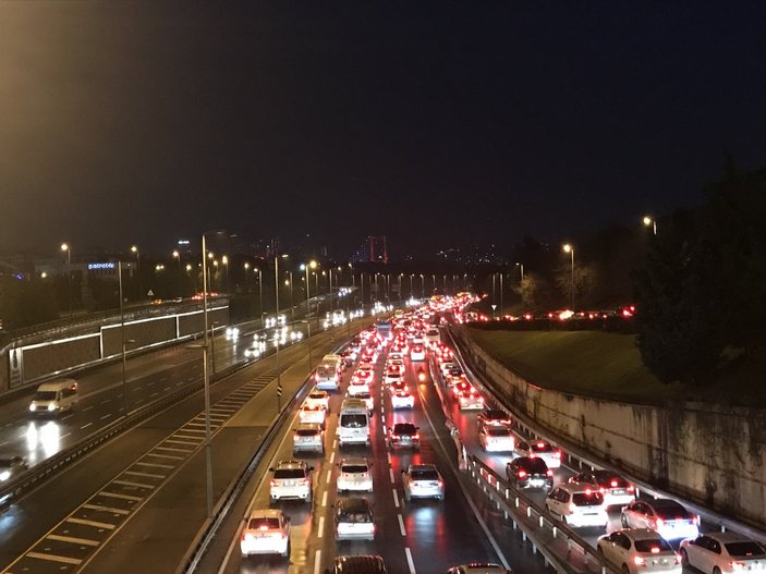 15 Temmuz Şehitler Köprüsü'nde trafik yoğunluğu