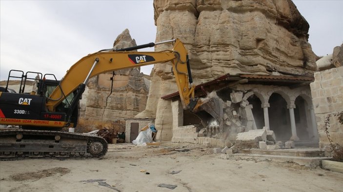 Kapadokya'da son 2 yılda 310 izinsiz yapı yıkıldı