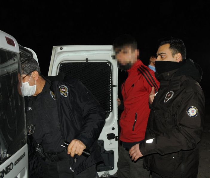 d Kayseri'de kısıtlamayı ihlal eden şüphelilerin üzerinde uyuşturucu çıktı