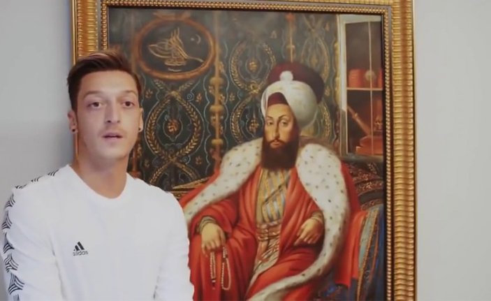 Mesut Özil: Çocukken Okocha'nın F.Bahçe formasını giyerdim