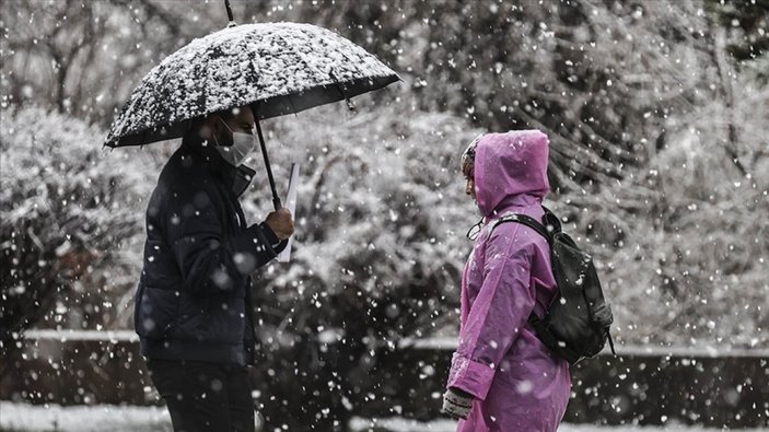Meteoroloji'den İç Anadolu ve Karadeniz bölgeleri için kar ve sağanak uyarısı