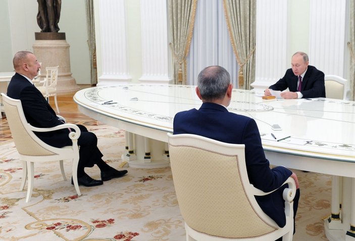 Putin, Karabağ toplantısı konusunda Cumhurbaşkanı Erdoğan'ı bilgilendirdi
