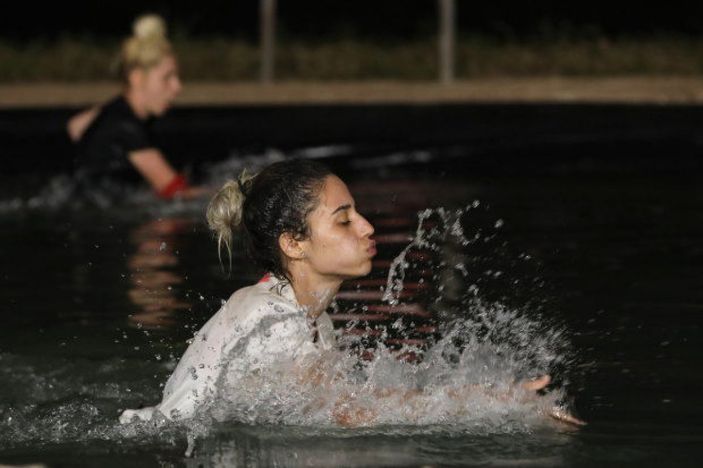 Survivor Sena kimdir? Survivor 2021 ilk elenen yarışmacı Sena Özdemir kaç yaşında, nereli?