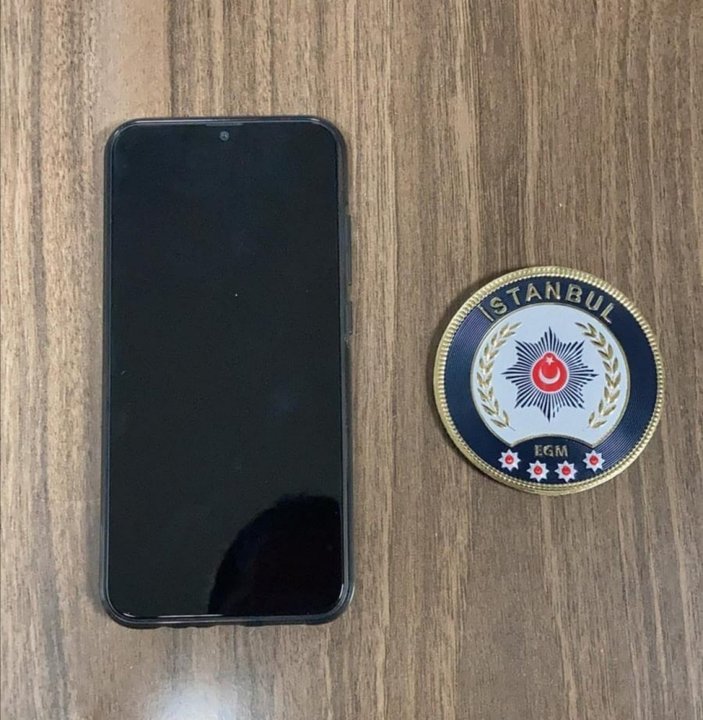 İstanbul'da telefon hırsızı, yarım saatte yakalandı