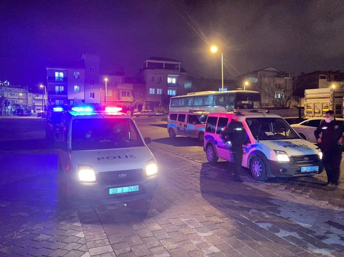 Denizli'de polisin dur ihtarına uymayan 3 kişiye 22 bin TL ceza