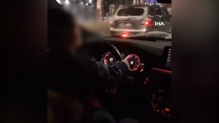 Rusya'da sorumsuz baba, 2 yaşındaki çocuğuna araba kullandırdı