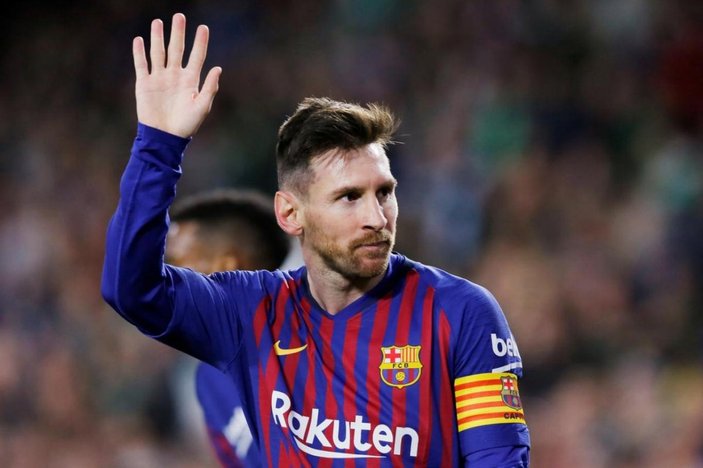 PSG, Lionel Messi için gemileri yaktı