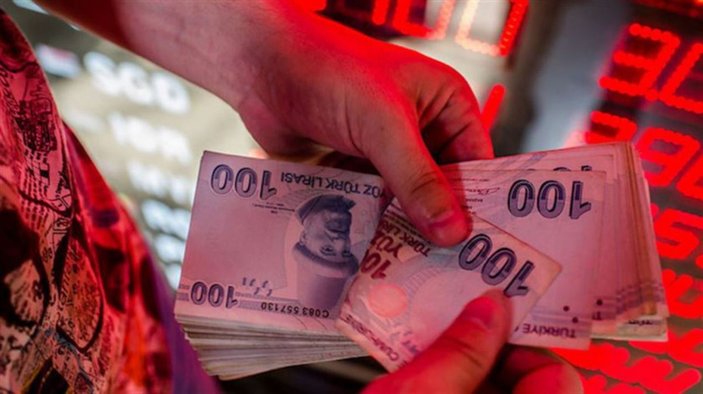 Reuters: Türkiye ekonomisi 2021'de yüzde 4 büyüyecek
