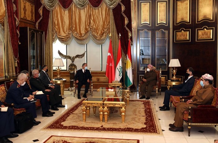 Hulusi Akar, Mesrur Barzani ve Mesud Barzani ile görüştü