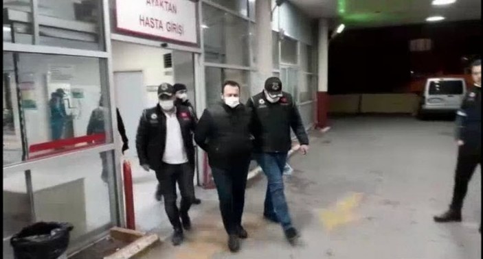 İzmir'de  FETÖ'nün TSK yapılanmasına yönelik operasyon: 238 gözaltı kararı