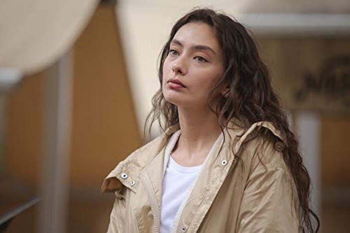 Sefirin Kızı dizisi Nare neden yok, ayrıldı mı? Neslihan Atagül'e ne oldu, hasta mı?