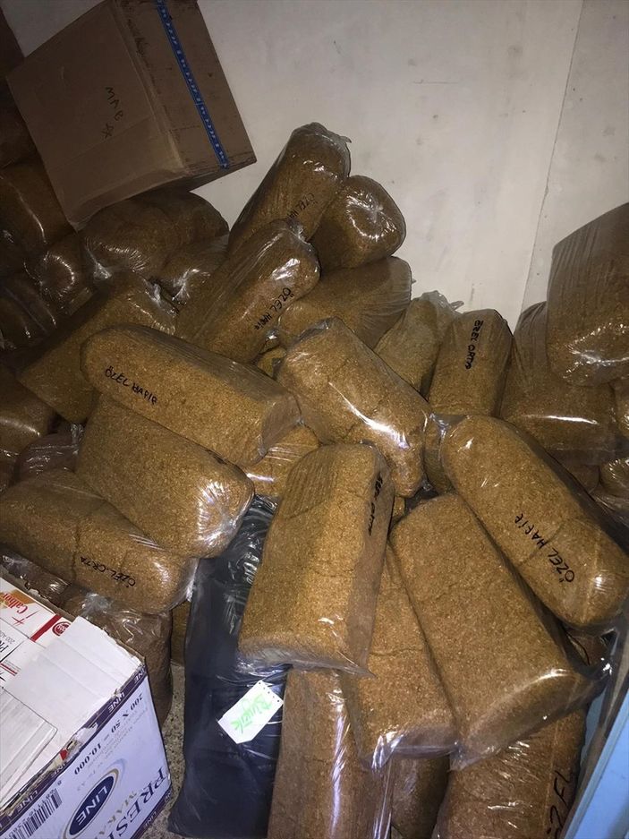 a Ağrı polisi, 480 kilo kaçak tütüne el koydu
