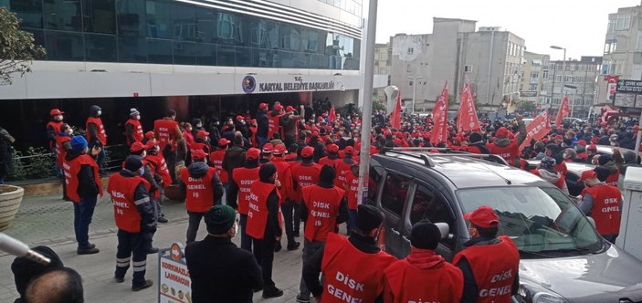 CHP'li Kartal Belediyesi işçilerinden 'toplu iş sözleşmesi' eylemi