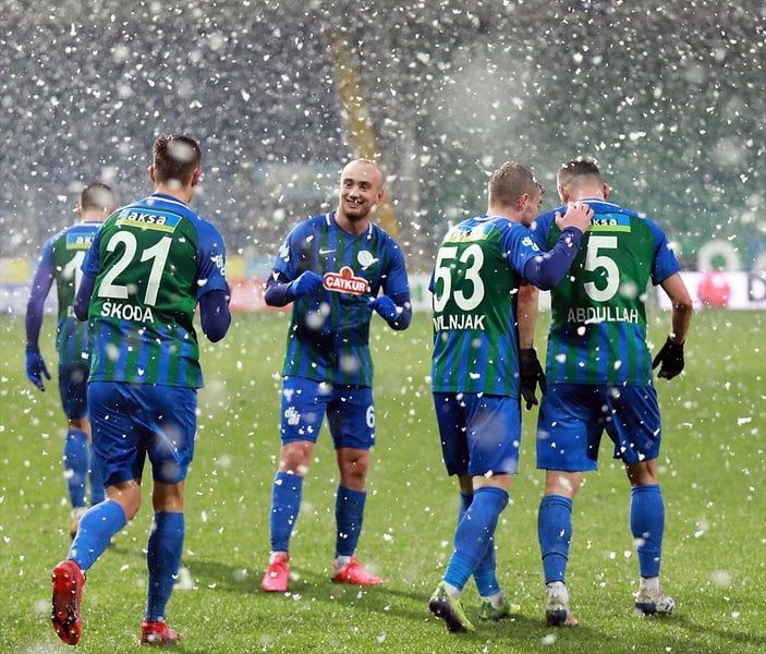 Rizespor, Gaziantep'i 3 golle geçti