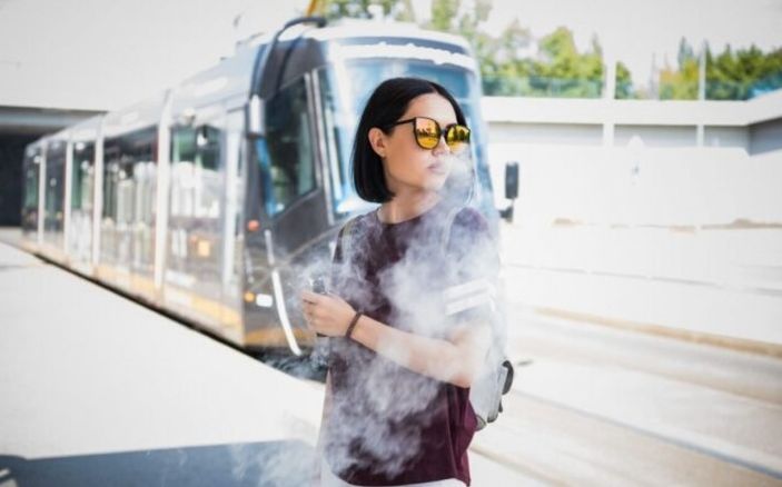 Milano’da açık alanda sigara içme yasağı getirildi