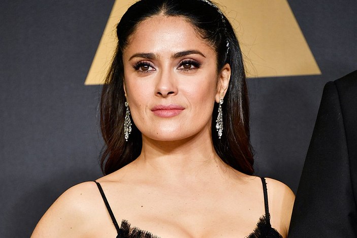 Salma Hayek kimdir? Salma Hayek kaç yaşında, nereli? Salma Hayek dizi ve filmleri..