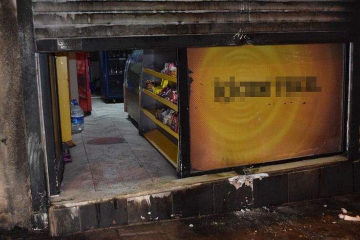 d Manisa’da taksi polis otosuna çarptı, şüpheli yakalandı