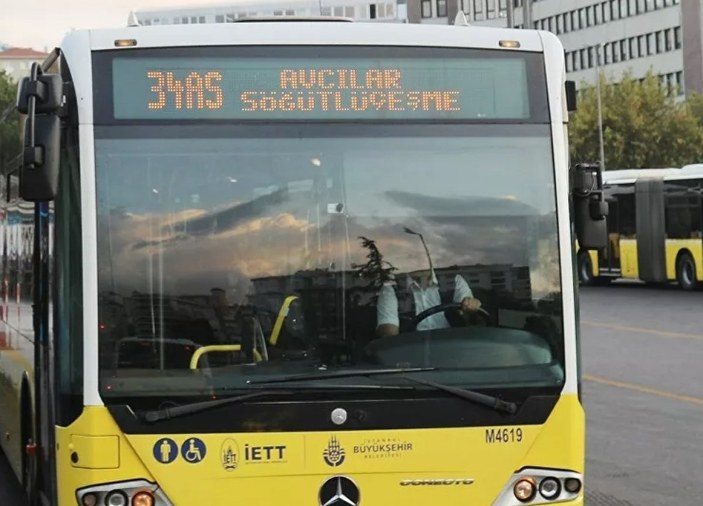 İBB otobüslerin tabelasındaki kodları kaldırıyor