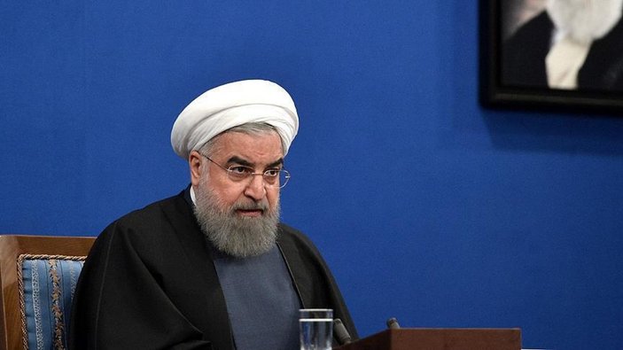 İran'da Ruhani'ye devlet televizyonunda hakaret