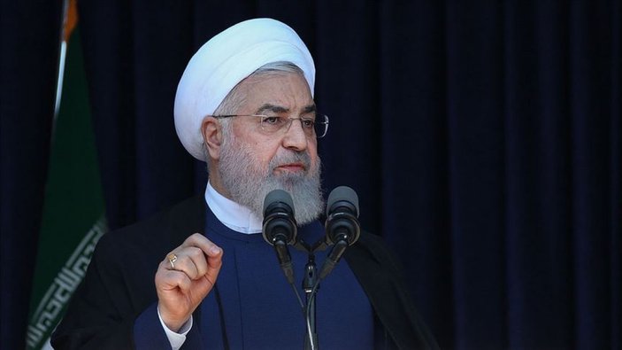 İran'da Ruhani'ye devlet televizyonunda hakaret