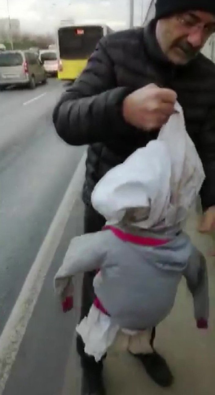 Şile'de dilenen kadının kucağından bez bebek çıktı