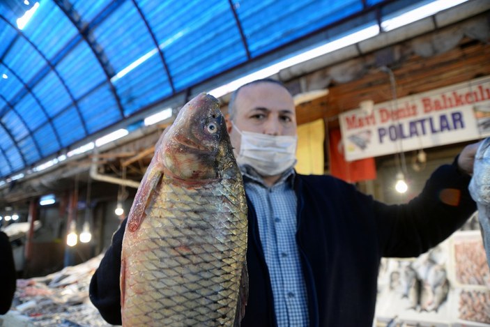Mersin'de balık ucuz