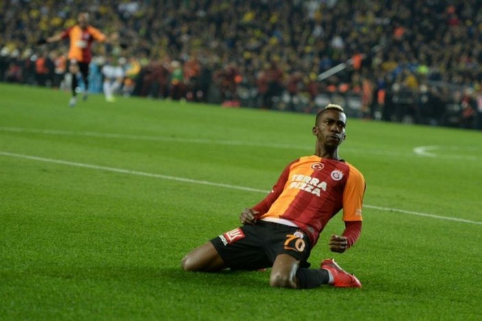 Galatasaray, Henry Onyekuru'yu resmen açıkladı
