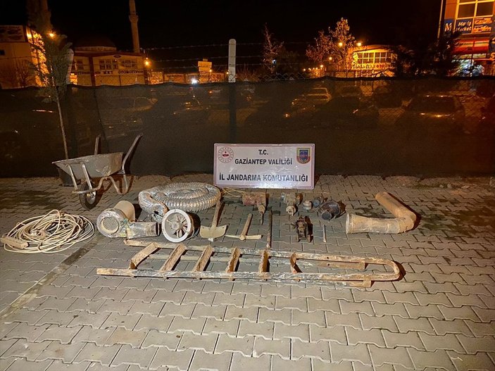 Gaziantep'te define için 45 metre tünel açan 6 kişiye suçüstü