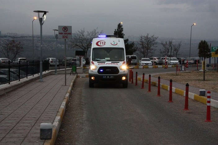 Diyarbakır'da baba evine sığınan kadın eşi tarafından öldürüldü