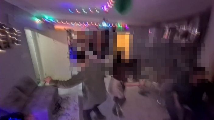 Kocaeli'de dolandırıcı, parti yaparken yakalandı