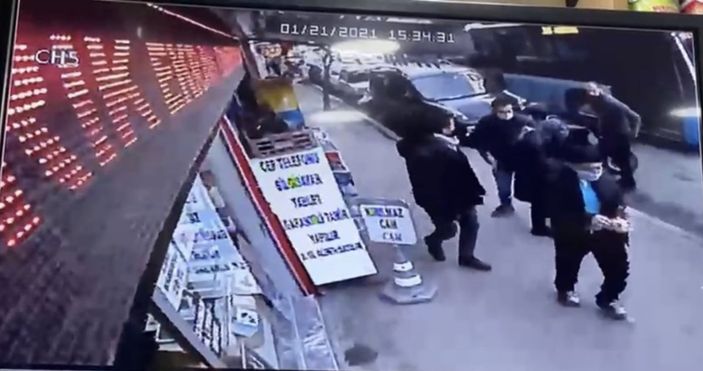 i Şişli'de çantadan 10 bin lira çalan yankesici, esnafa yakalandı