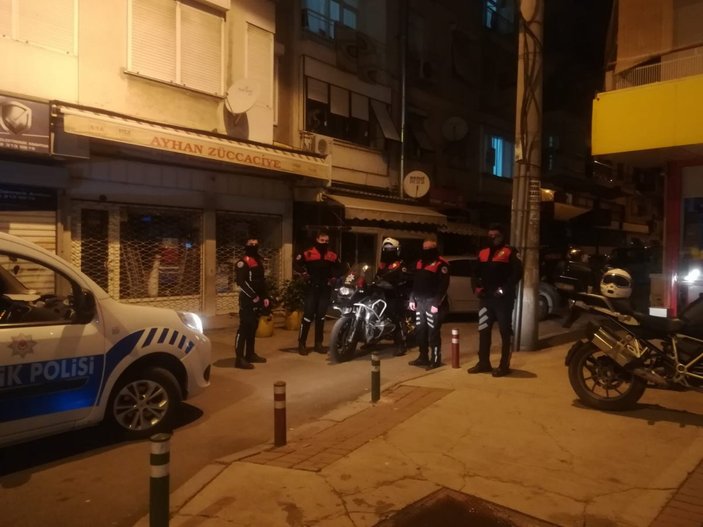 İzmir’de 'dur' ihtarına uymayan sürücü kaza yaptı: 22 bin lira ceza